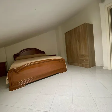 Casa Roberto 公寓 朱利亚诺瓦